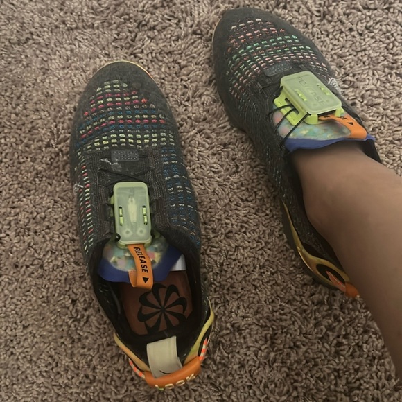 Nike Air VaporMax 2020 Flyknit Iron Grey (VT)Shoes Size 6 Retail $120 - Picture 2 of 11